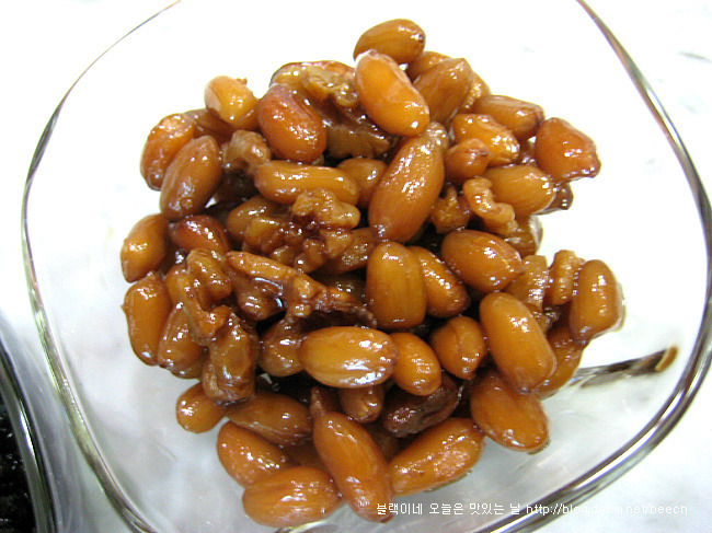 땅콩조림