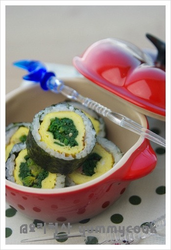 시금치 달걀김밥, 시금치 많이 먹어요 ~~ ♬