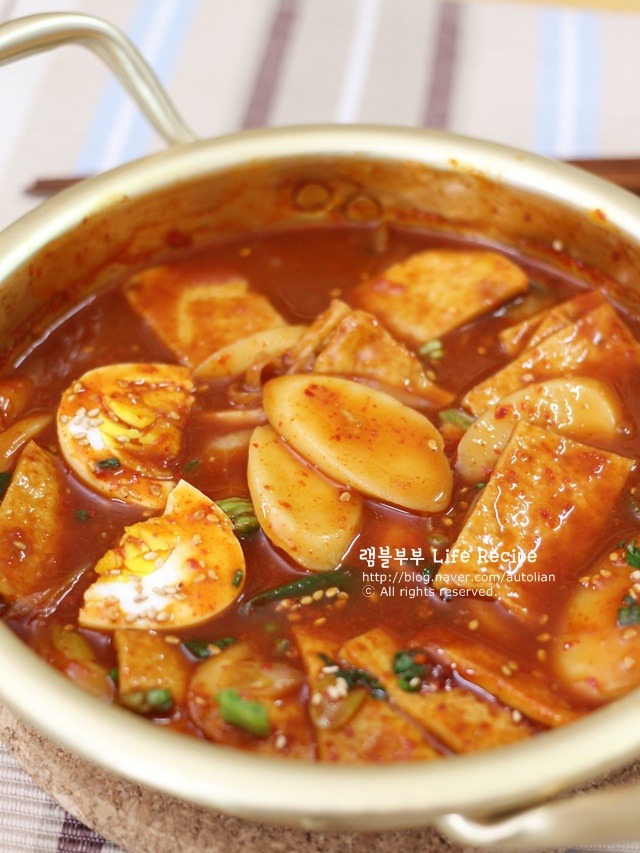 황금떡볶이 이미지
